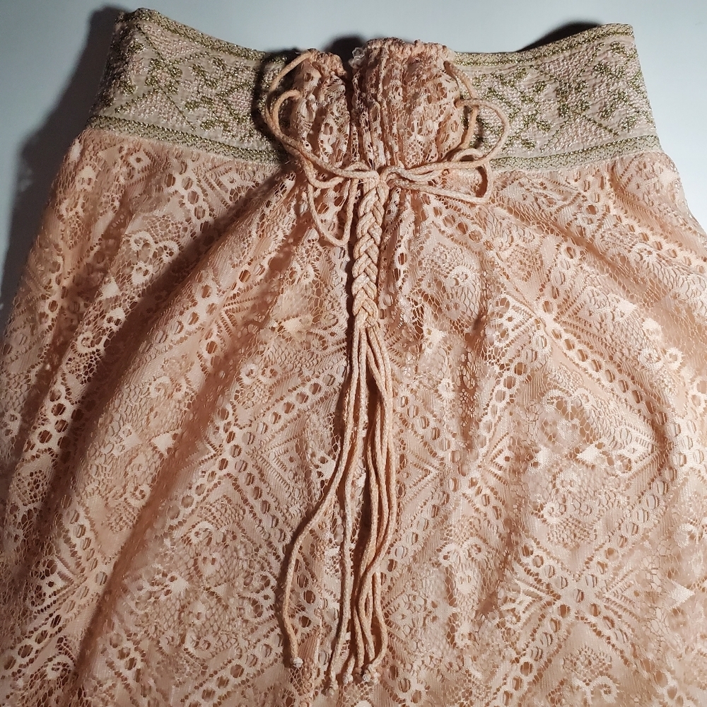 ANTHROPOLOGIE by Queen & Palm Maxima Lace Skirt Embroider Waist, Side Tassles XS - Picture 10 of 15